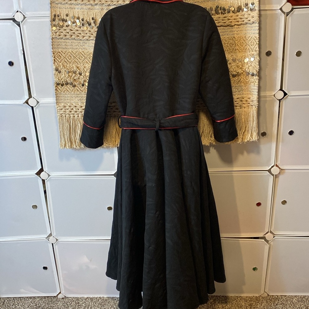 Black Robe with Red Piping Women’s Wrap Robe - Picture 7 of 7